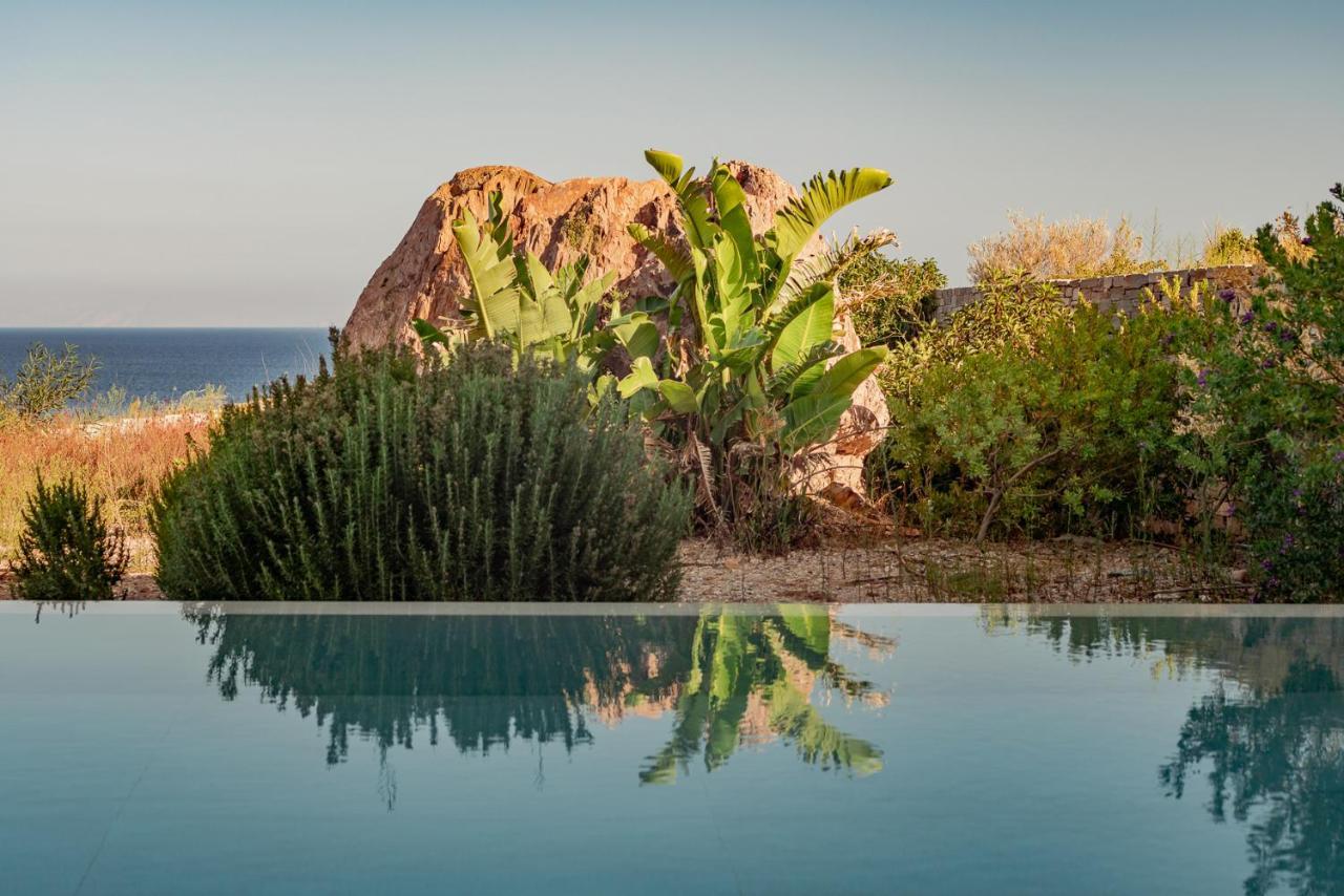 Milos Cove Komia Exterior photo